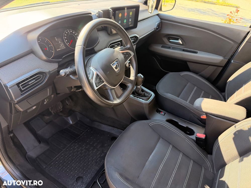 Dacia Logan TCe 90 CVT Comfort - 11