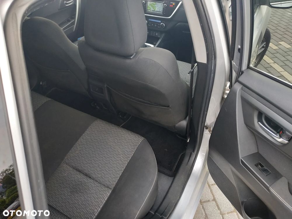 Toyota Auris 1.6 Valvematic Edition - 13