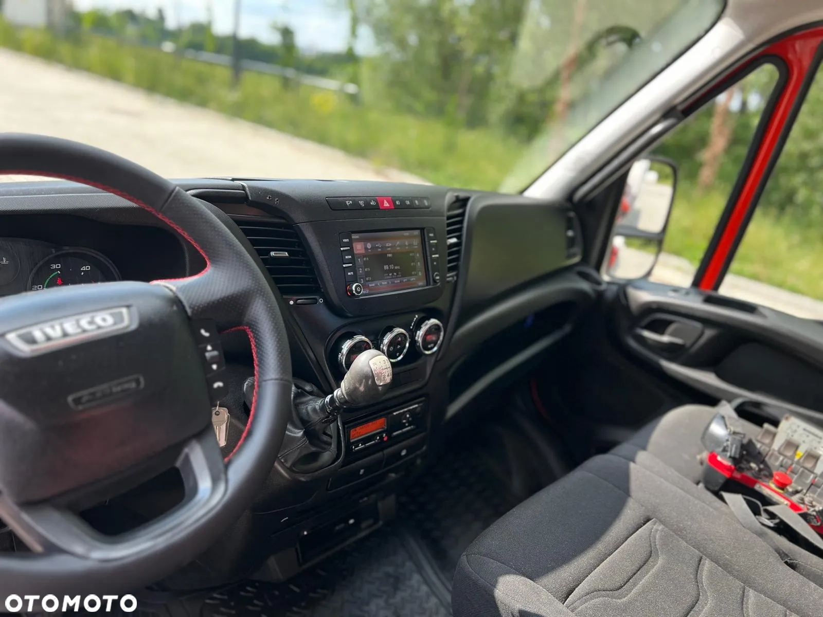 Iveco Daily 70C17 / HDS Palfinger - 32