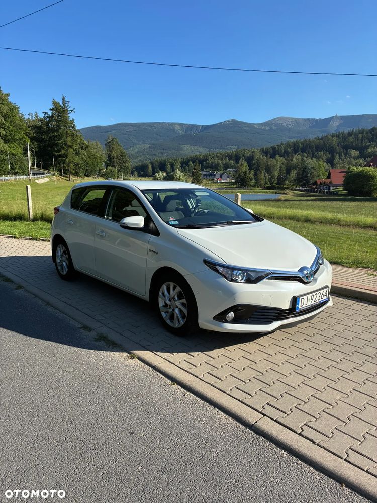 Toyota Auris Hybrid 135 Comfort - 10