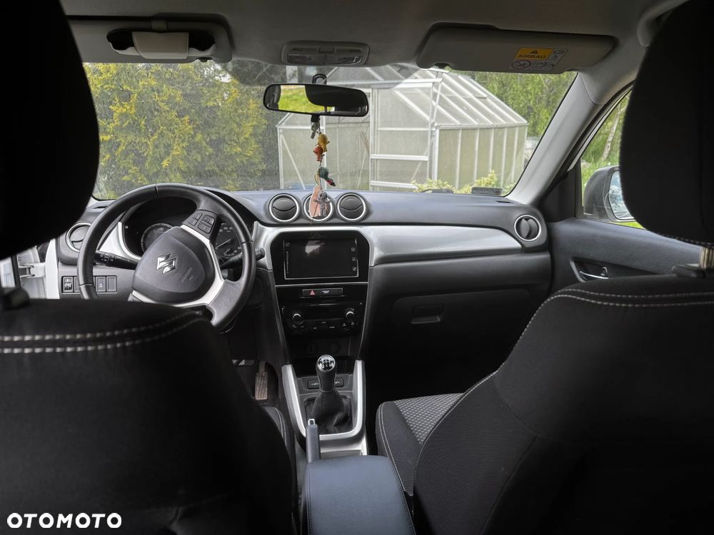 Suzuki Vitara 1.6 Premium 2WD - 15