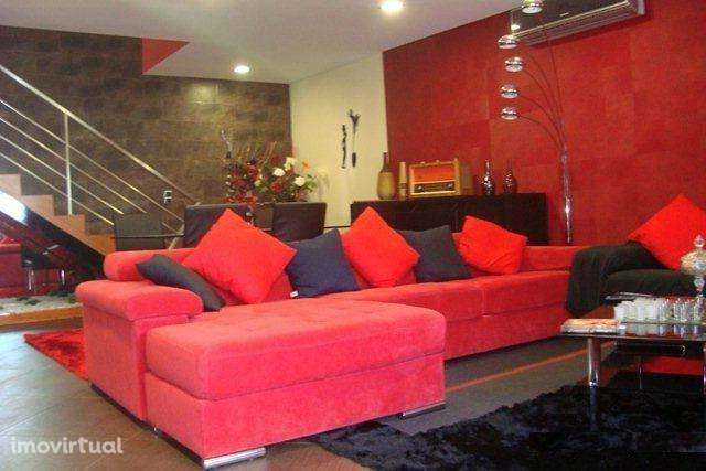 Moradia t4 restaurada - Grande imagem: 2/12