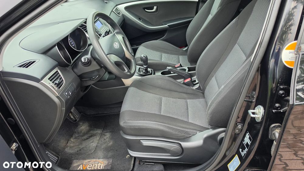 Hyundai i30 1.4 Classic - 11
