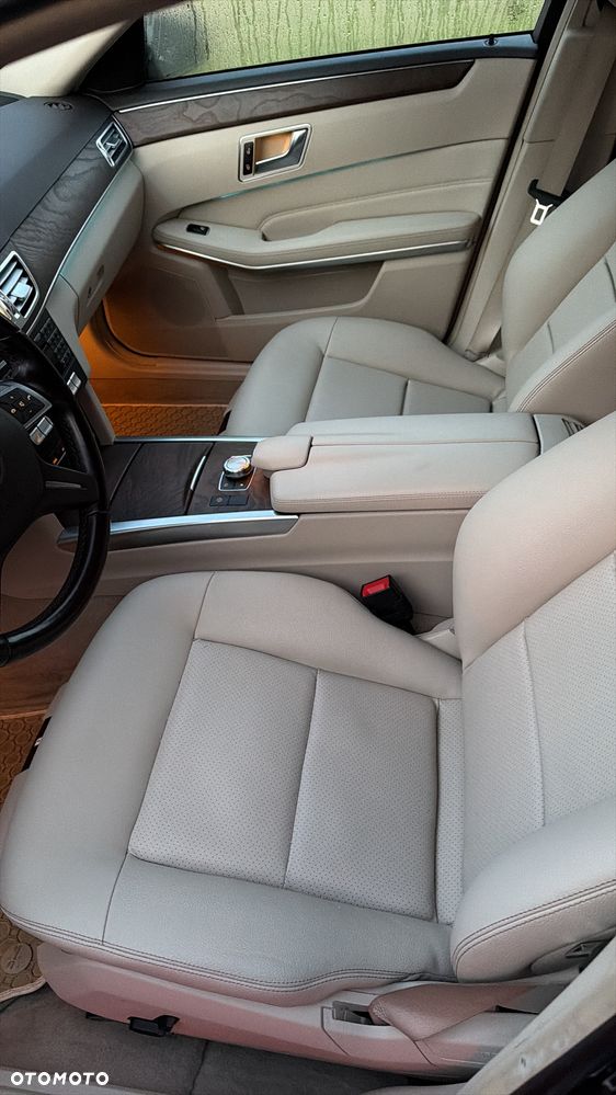 Mercedes-Benz Klasa E 200 BlueTEC 7G-TRONIC Edition - 9