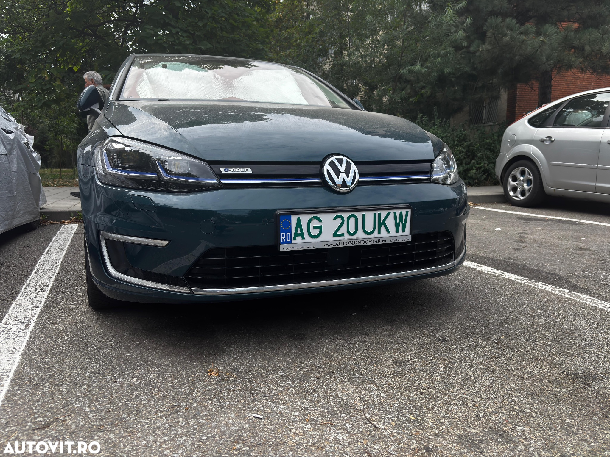 Volkswagen Golf e-Golf - 13