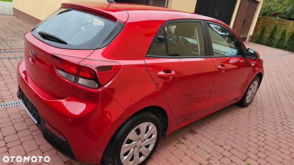 Kia Rio 1.2 L Business Line - 17