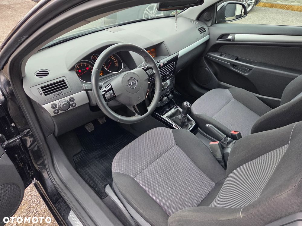 Opel Astra 1.6 Edition 111 Jahre - 6