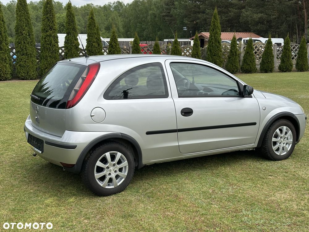 Opel Corsa - 4