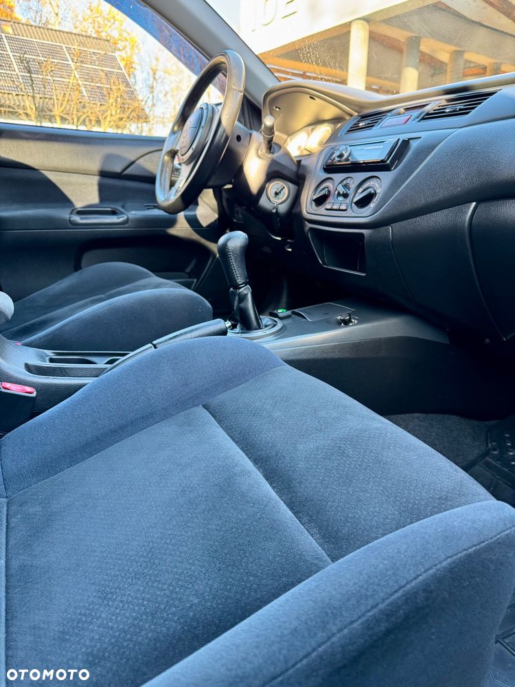 Mitsubishi Lancer Kombi 2.0 Comfort - 7