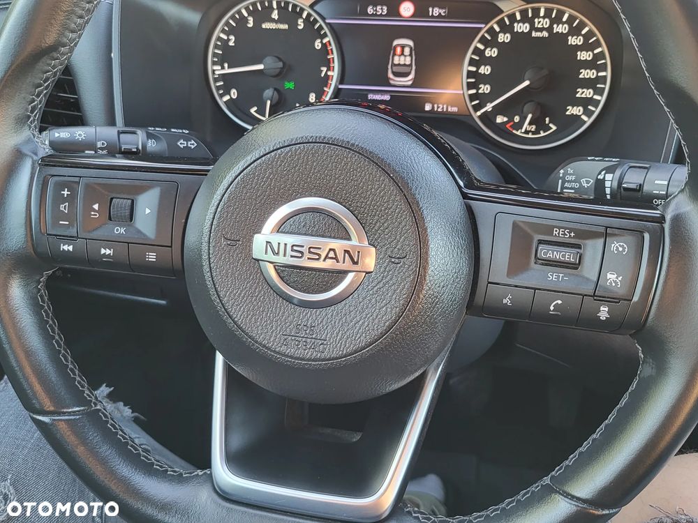 Nissan Qashqai 1.3 DIG-T MHEV N-Connecta - 19