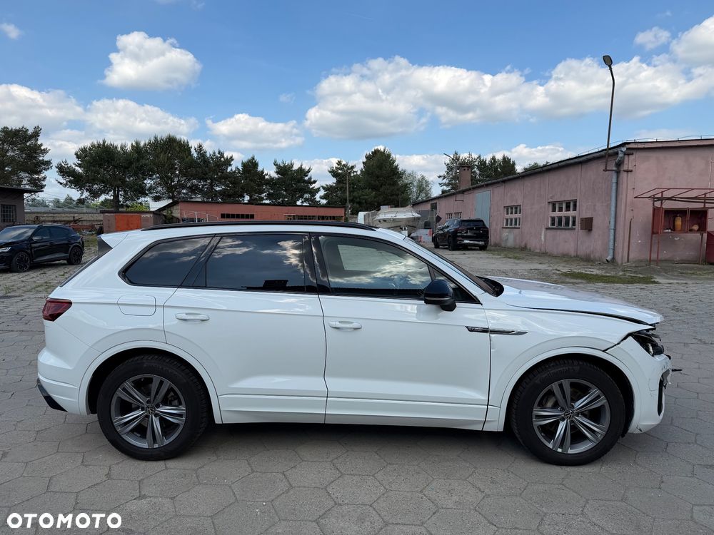 Volkswagen Touareg 3.0 V6 TDI SCR 4Motion Automatik R-Line - 6