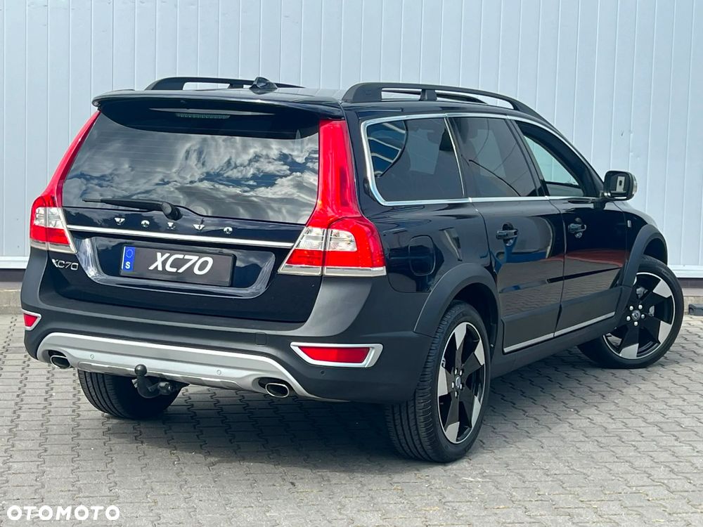 Volvo XC 70 - 8