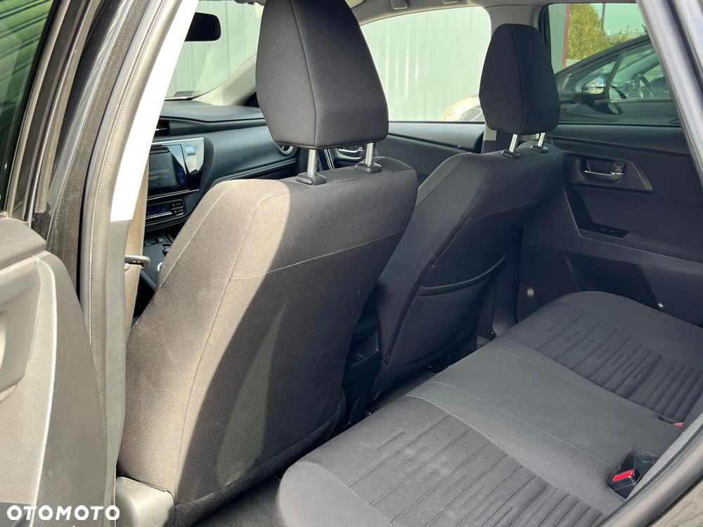 Toyota Auris Hybrid 135 Premium - 28
