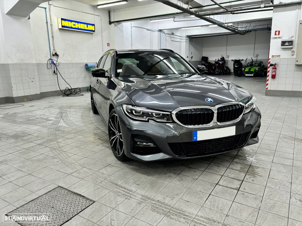 BMW 330 e Pack Desportivo M Auto - 3