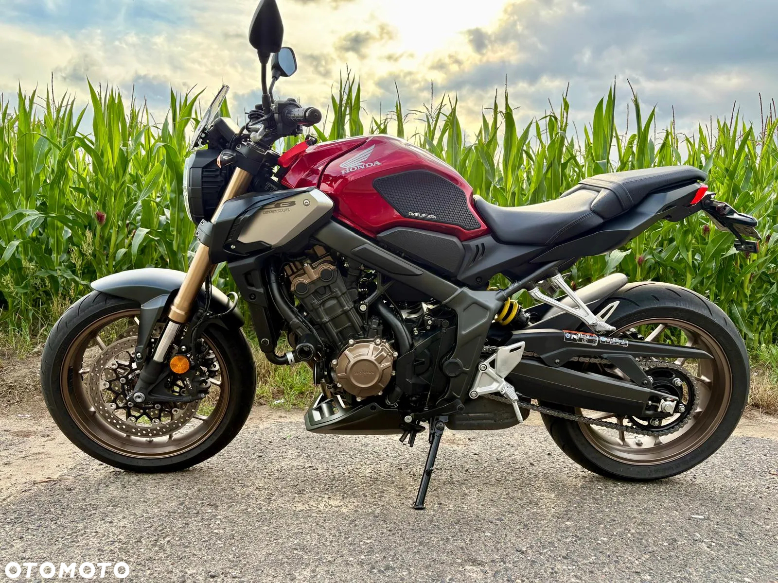 Honda CB - 10