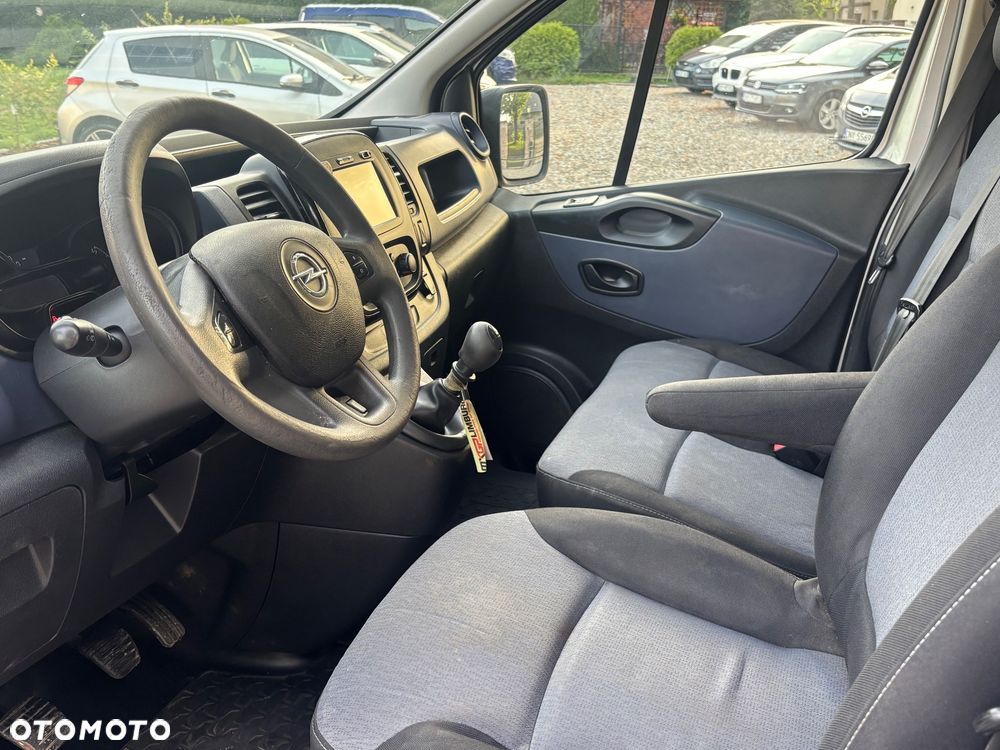 Opel VIVARO - 22