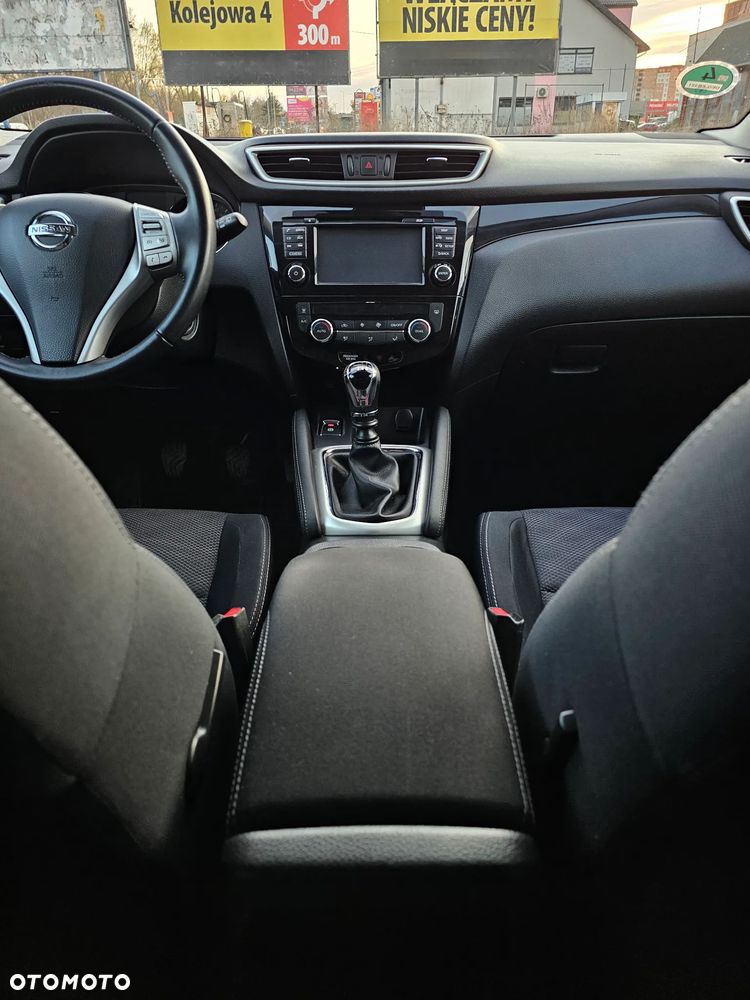 Nissan Qashqai 1.2 DIG-T N-Connecta - 19