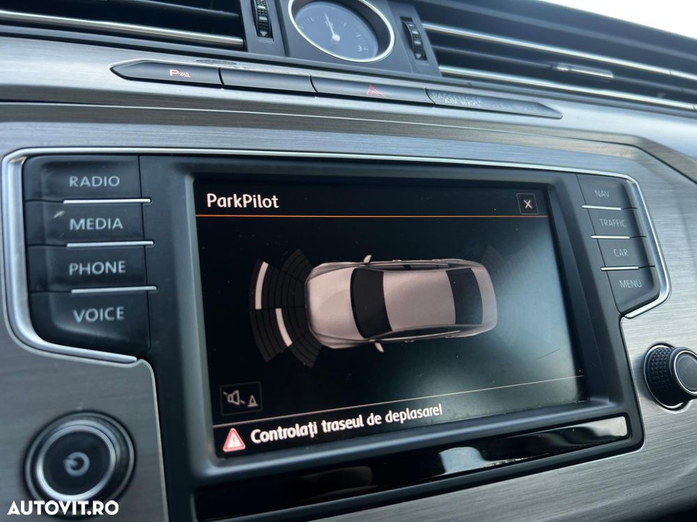 VOLKSWAGEN Passat 2015 — imagine 33