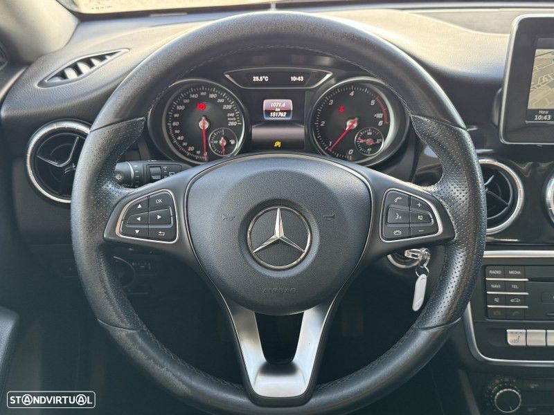 Mercedes-Benz CLA 180 d Shooting Brake Urban - 8