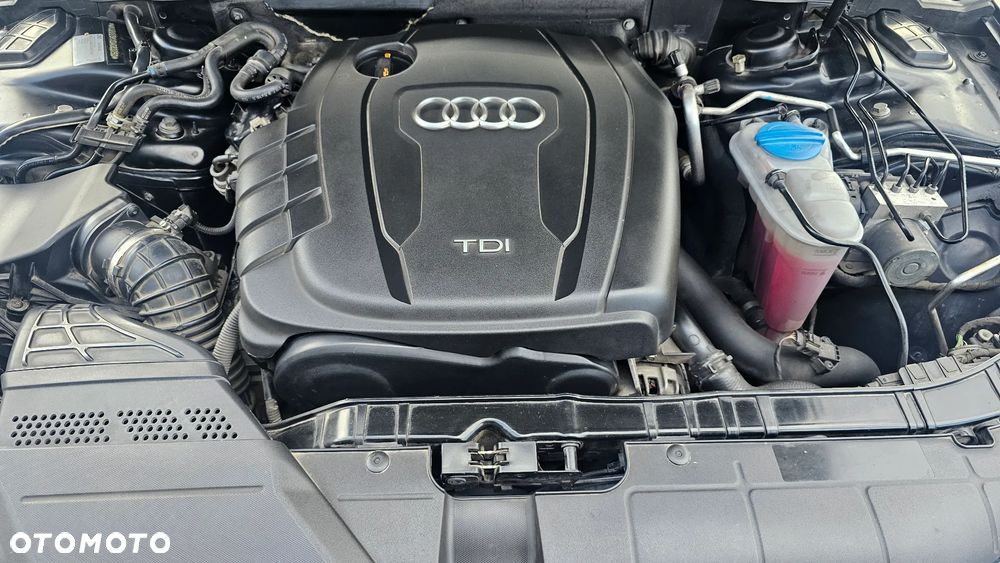 Audi A4 Avant 2.0 TDI DPF S line Sportpaket - 7