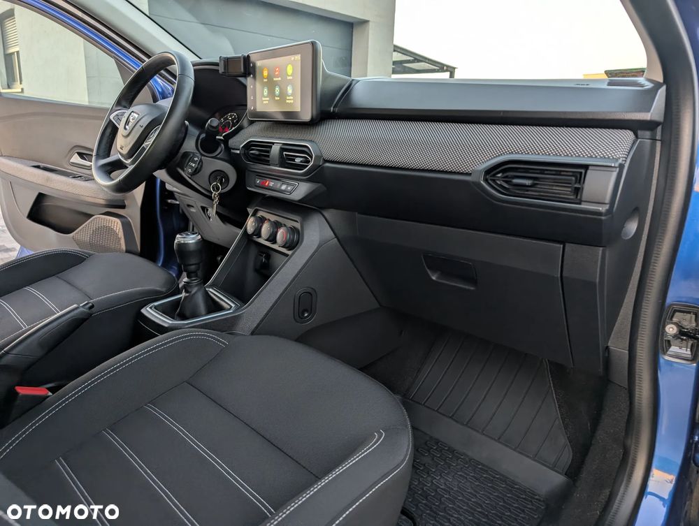 Dacia Sandero - 32
