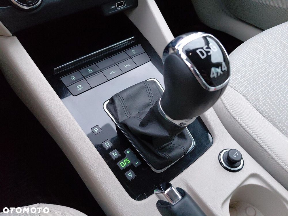 Skoda Octavia 1.8 TSI 4x4 Style DSG - 28