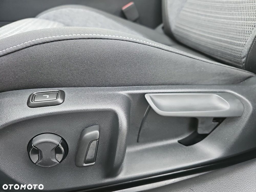 Skoda Superb 2.0 TDI SCR 4x4 Selection DSG - 14