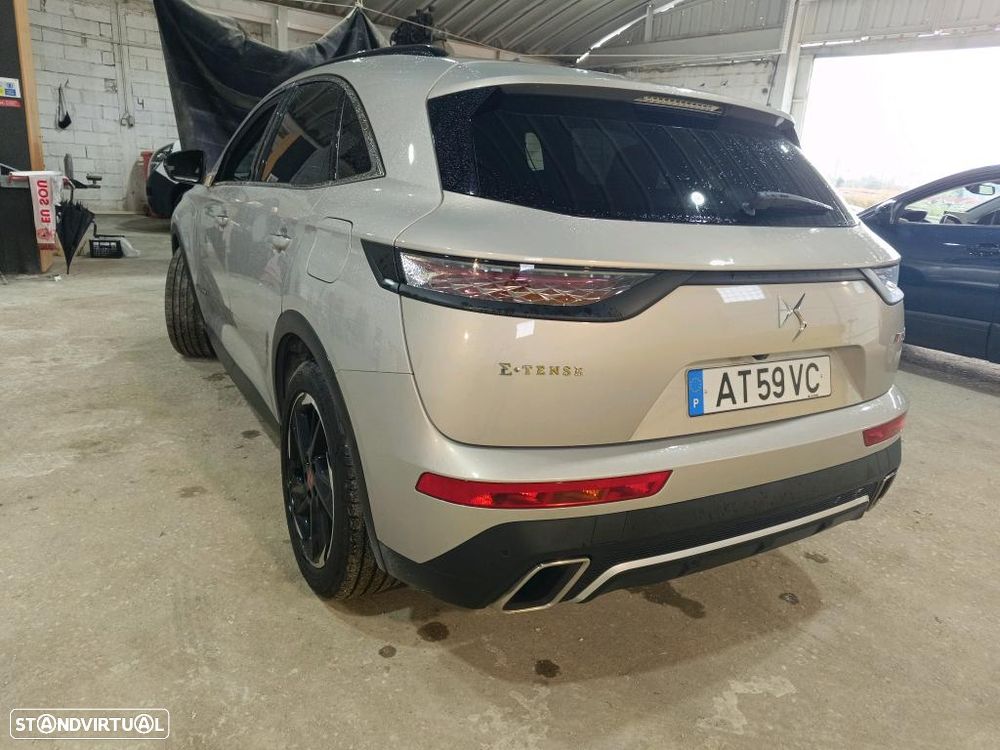 DS DS7 Crossback E-Tense Performance Line EAT8 - 2