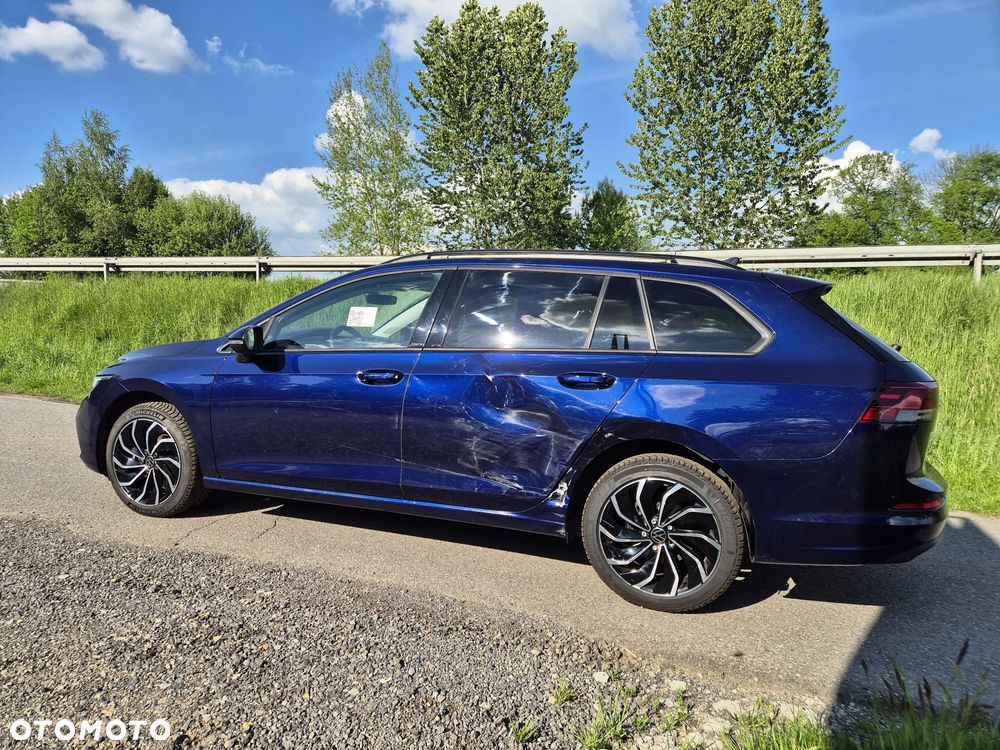 Volkswagen Golf 1.0 eTSI OPF DSG Active - 9