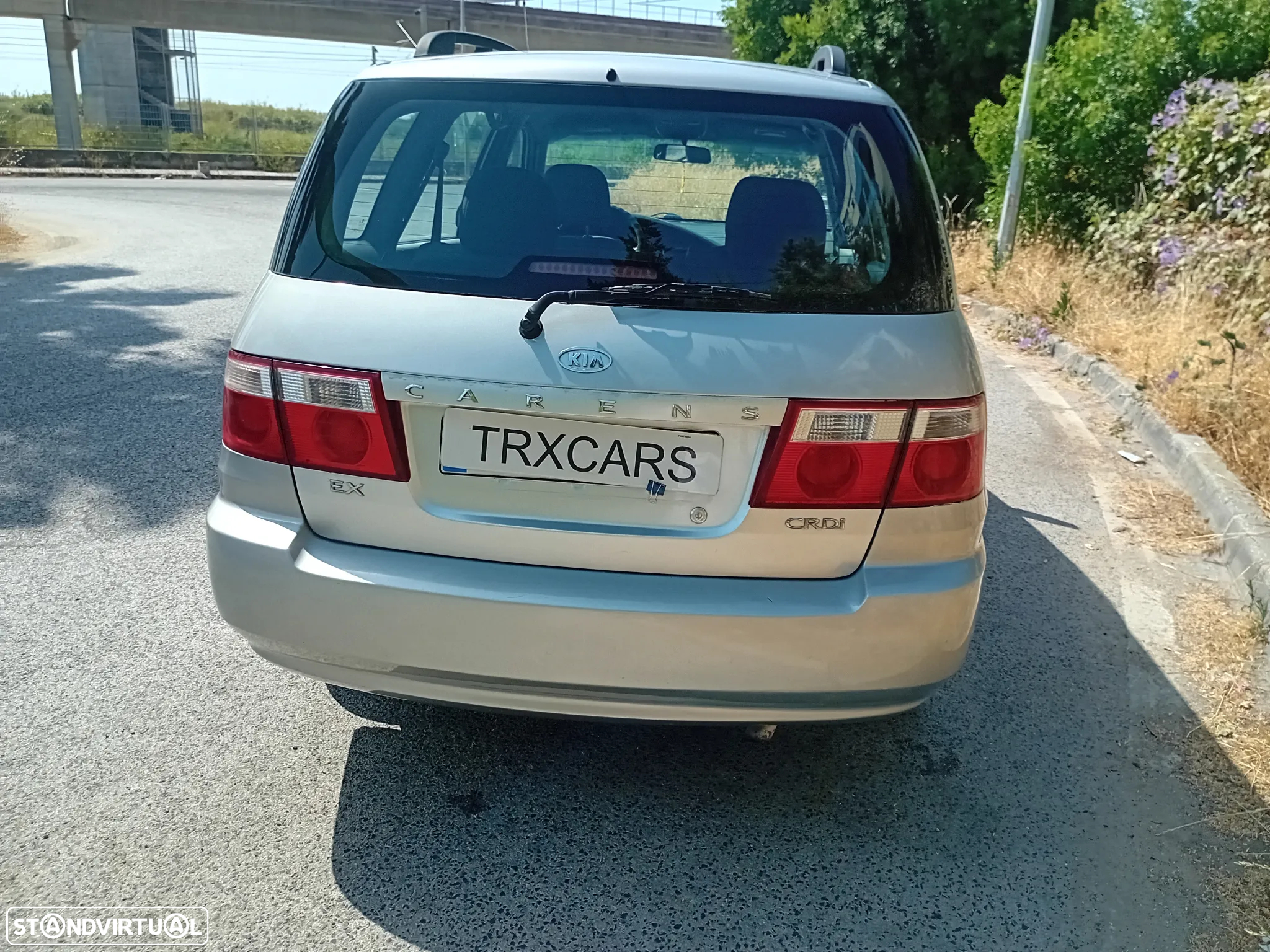 Kia Carens 2.0 CRDi EX Confort - 4