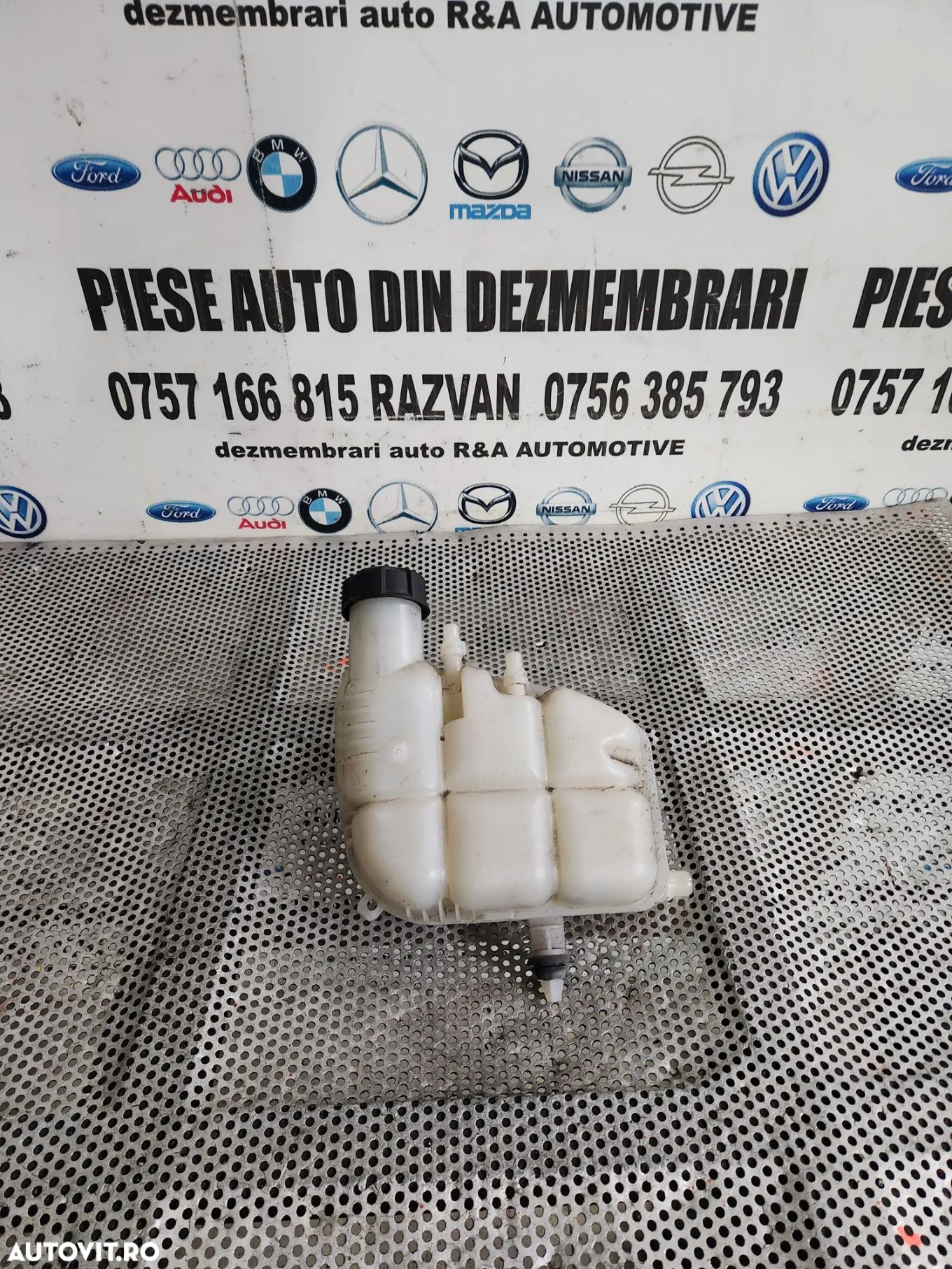 Bidonas Vas Expansiune Apa Antigel Bmw Seria 2 F45 F46 2.0 D B47 Cutie Automata GA8F22AW - 1