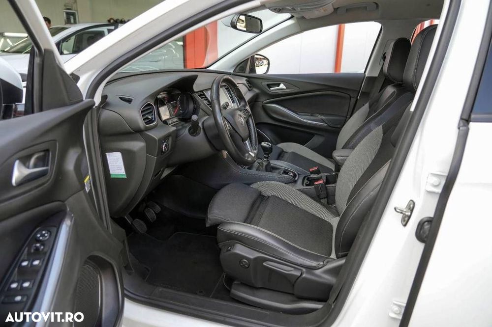 Opel Grandland X - 12