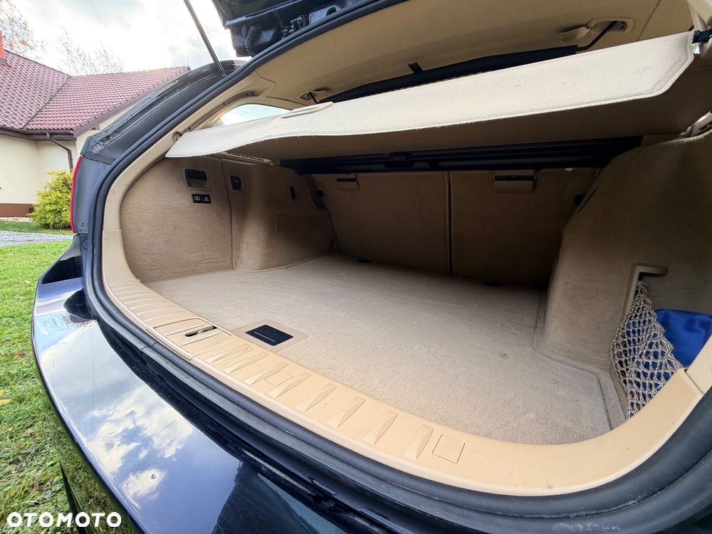 BMW Seria 3 325i - 11