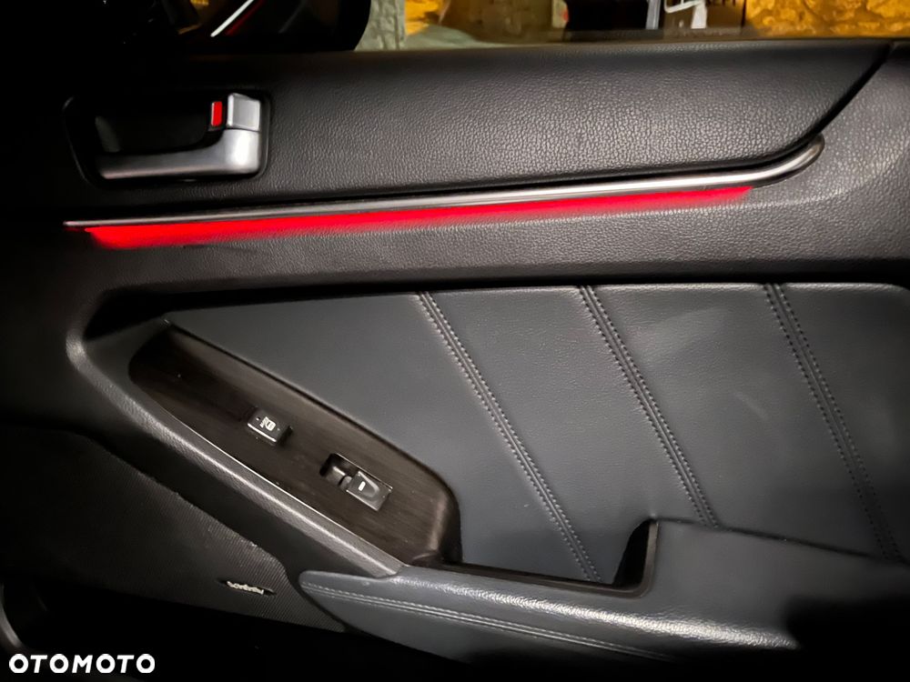 Kia Cadenza - 30