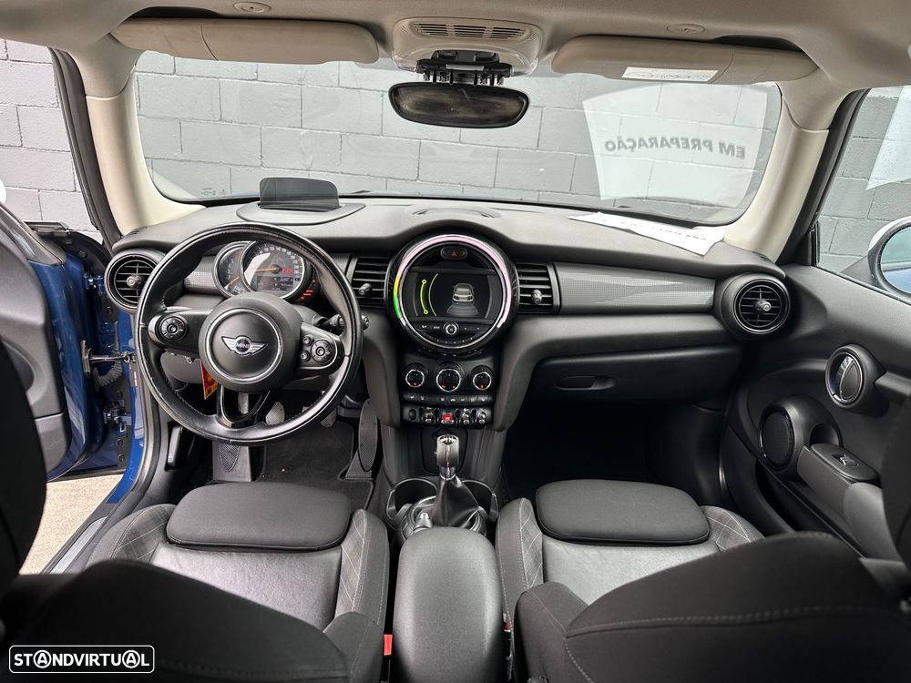 MINI 3 Portas Cooper D - 12