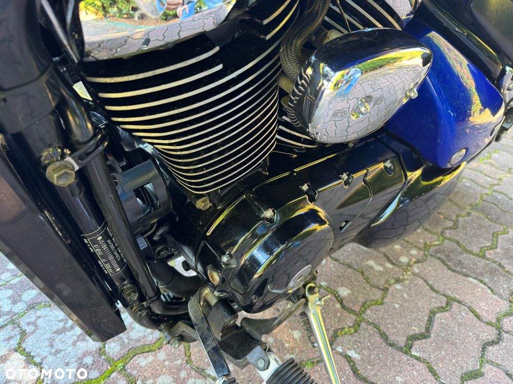 Suzuki Intruder - 18
