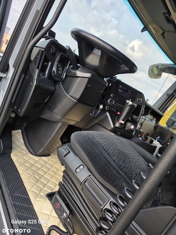 Mercedes-Benz 1835 - 2