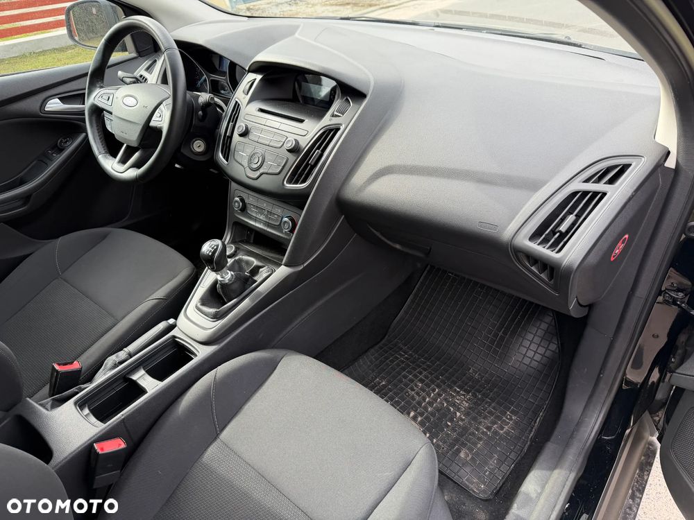 Ford Focus 1.0 EcoBoost Gold X (Edition) - 6