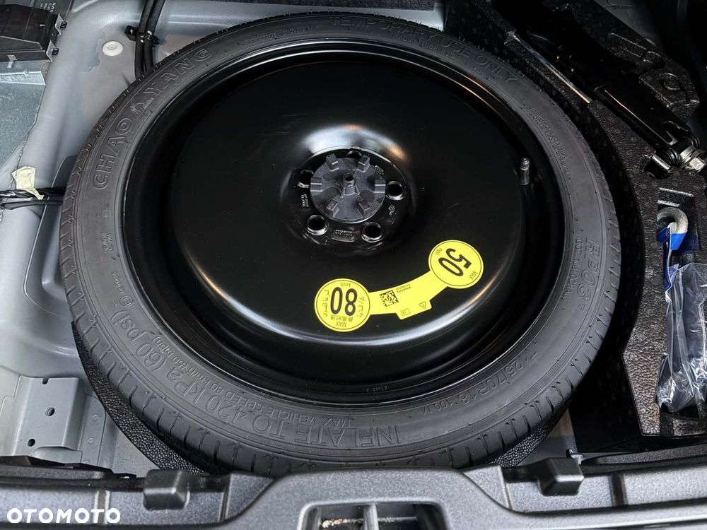 Volvo XC 40 B3 Core - 11