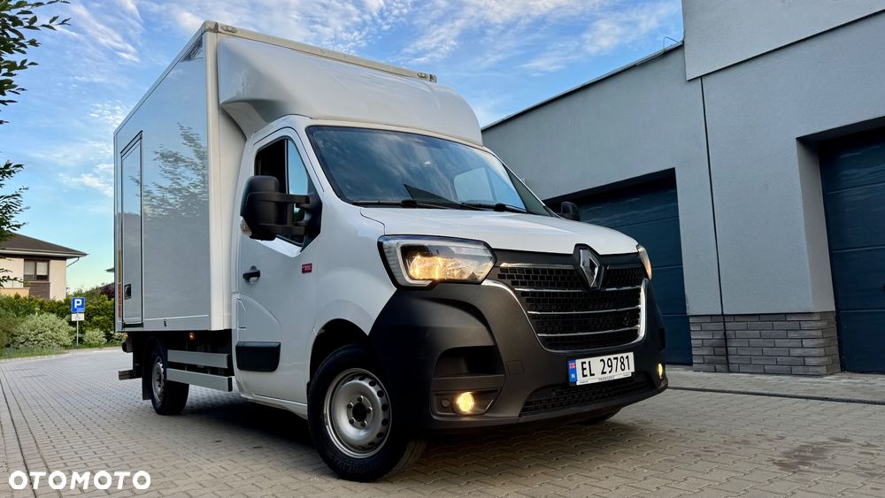 Renault Renault Master kontener Rampa Izoterma najazd WINDA 3 miejsca izolowany budka na rama 6EP 8EP - 12