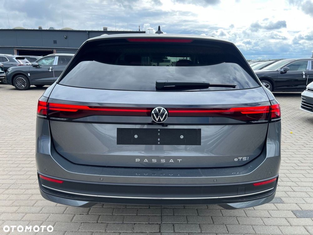 Volkswagen Passat Variant 1.5 TSI ACT mHEV Business Plus DSG - 6