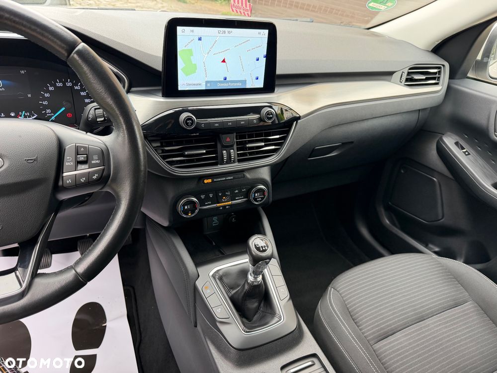Ford Kuga - 16