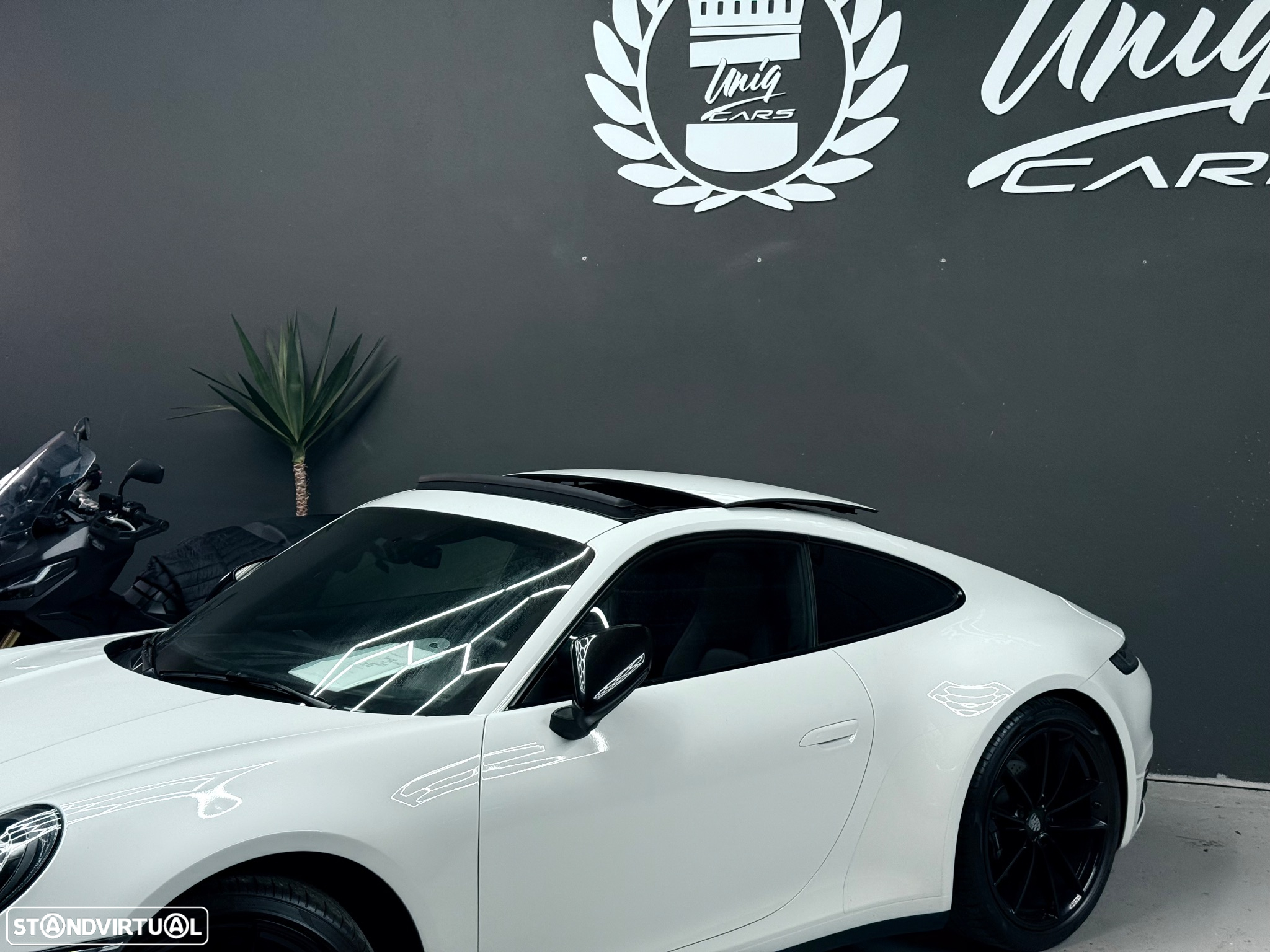 Porsche 911 (992) Carrera 4 PDK - 9