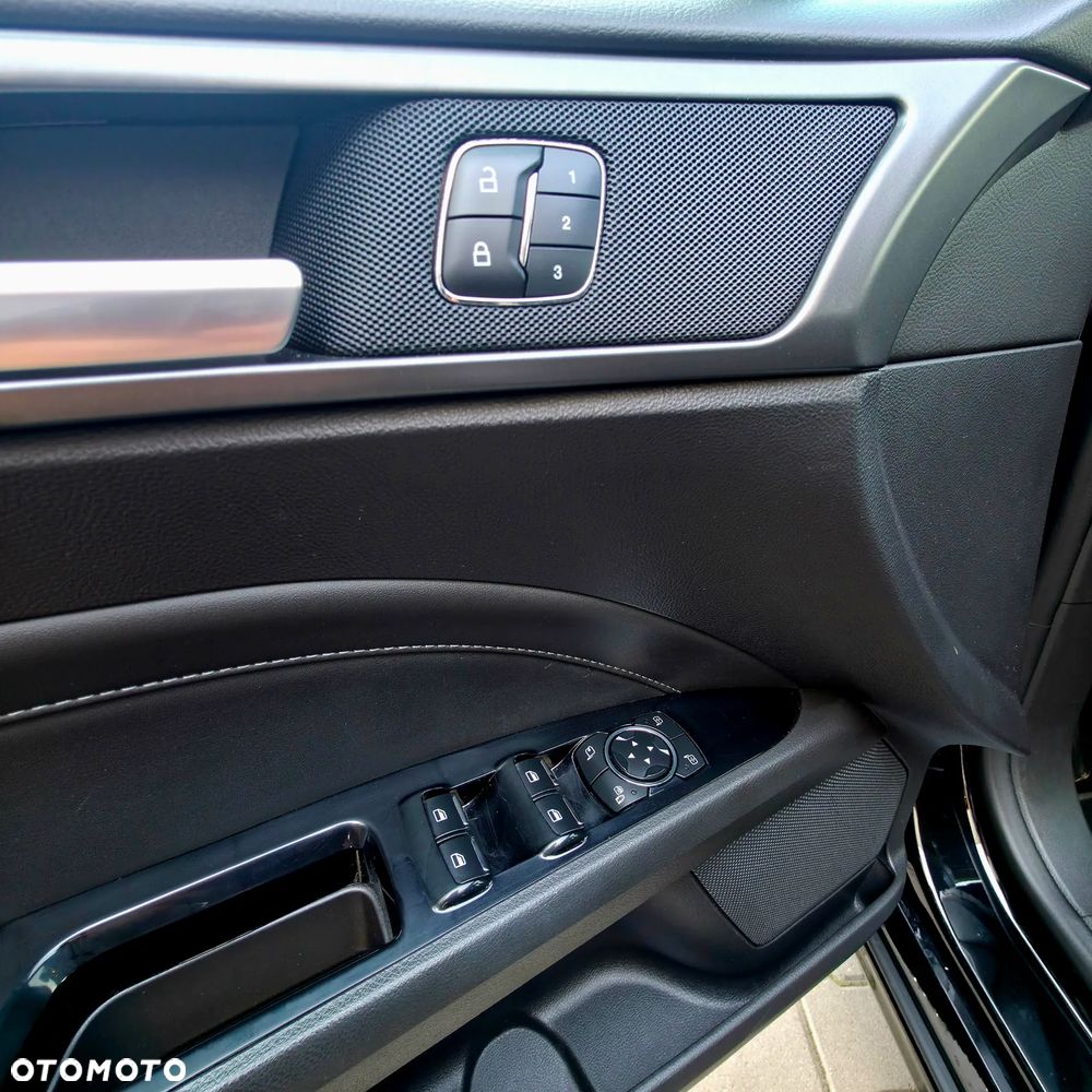 Ford Mondeo 2.0 TDCi STart-Stopp PowerShift-Aut Titanium - 24