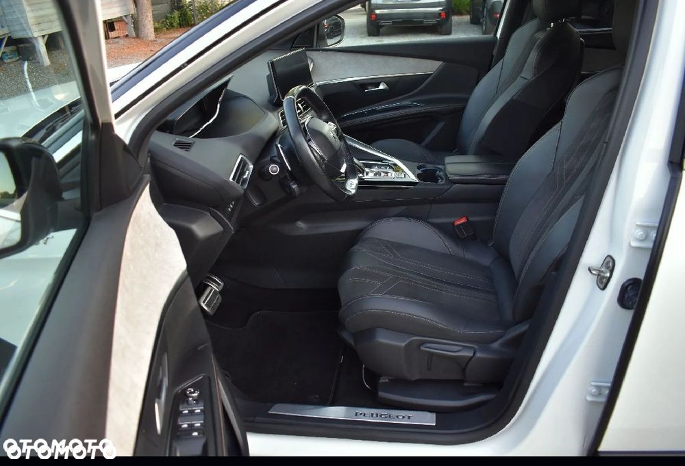 Peugeot 5008 BlueHDi 130 EAT8 GT - 22