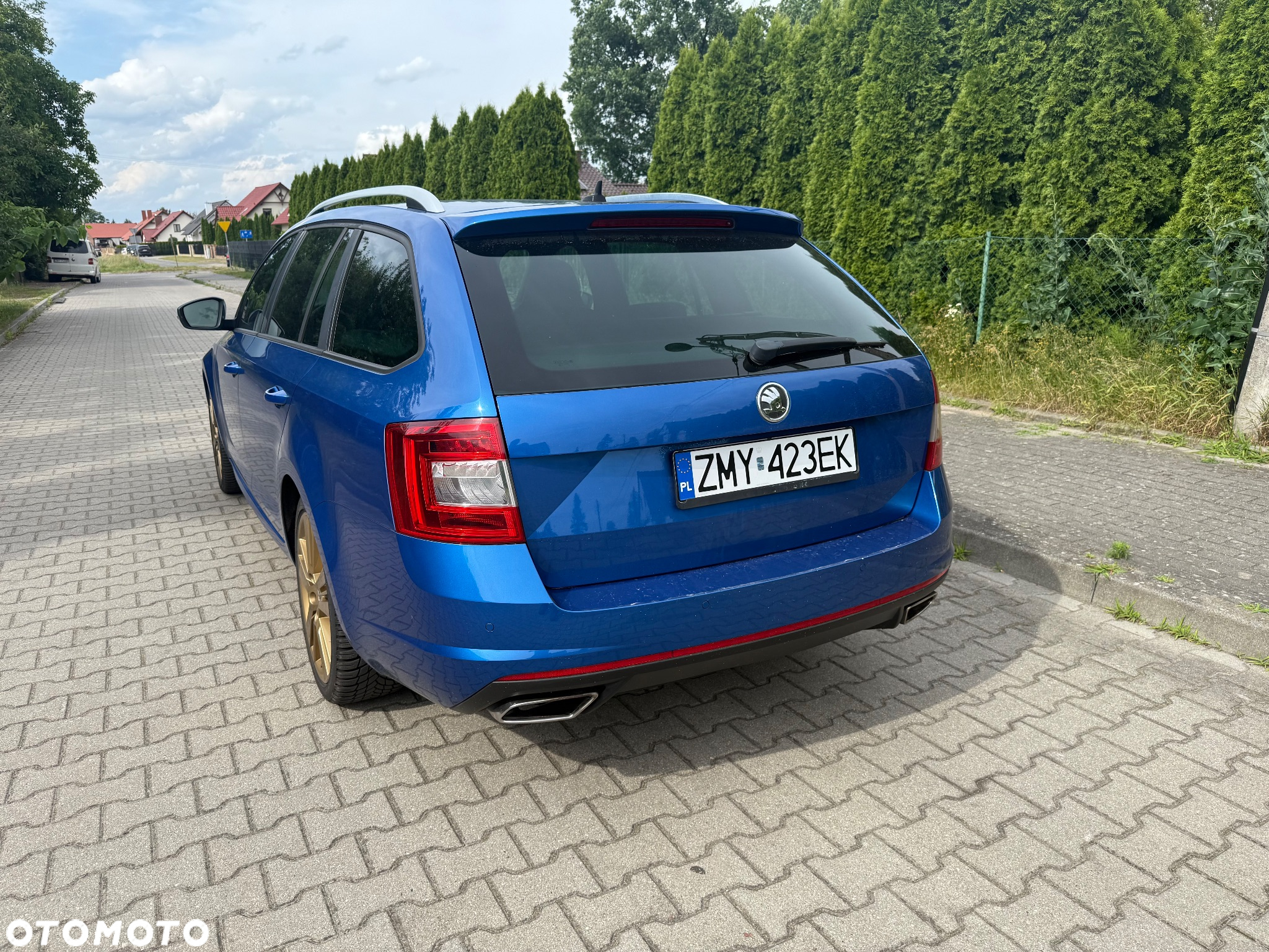 Skoda Octavia Combi 2.0 TDI RS - 4