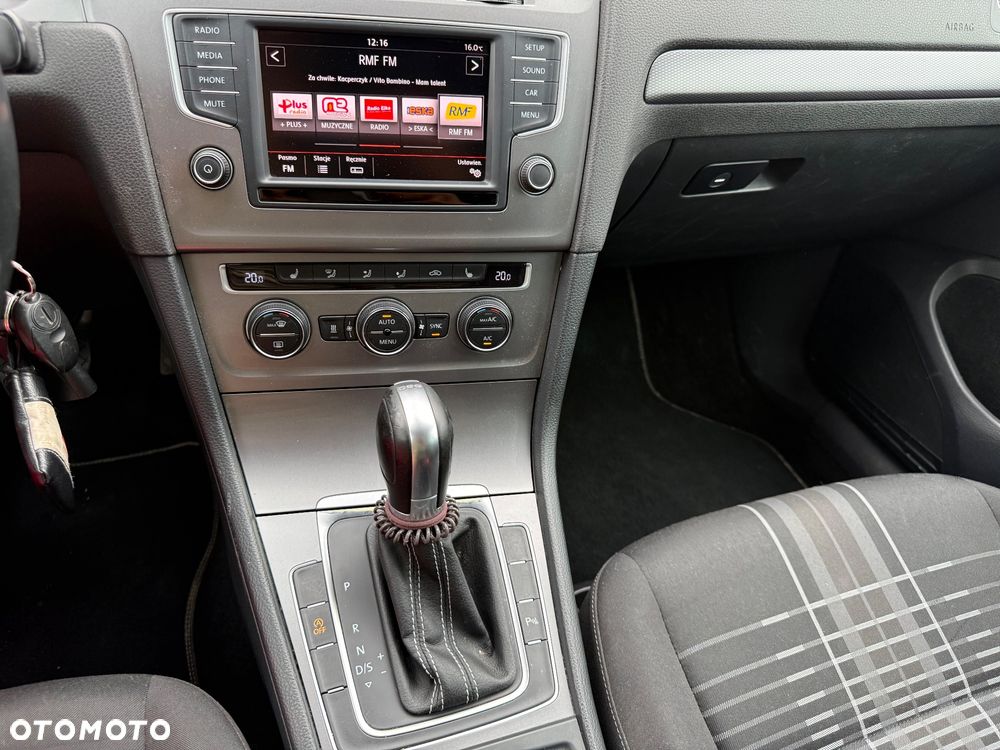 Volkswagen Golf 1.4 TSI ACT BlueMotion Technology DSG Lounge - 23