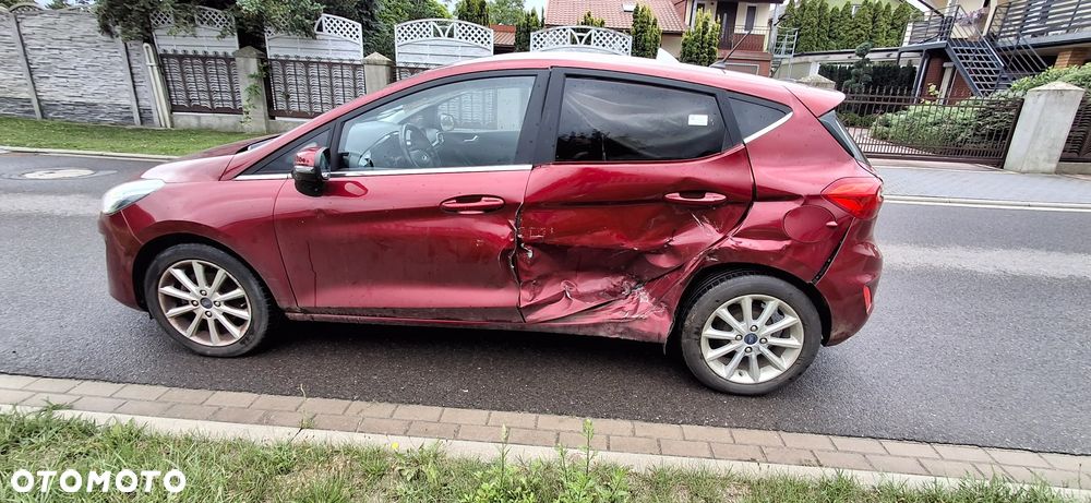 Ford Fiesta - 5