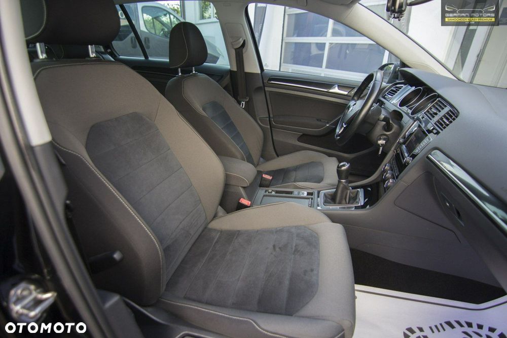 Volkswagen Golf VII 1.4 TSI BMT Highline - 29