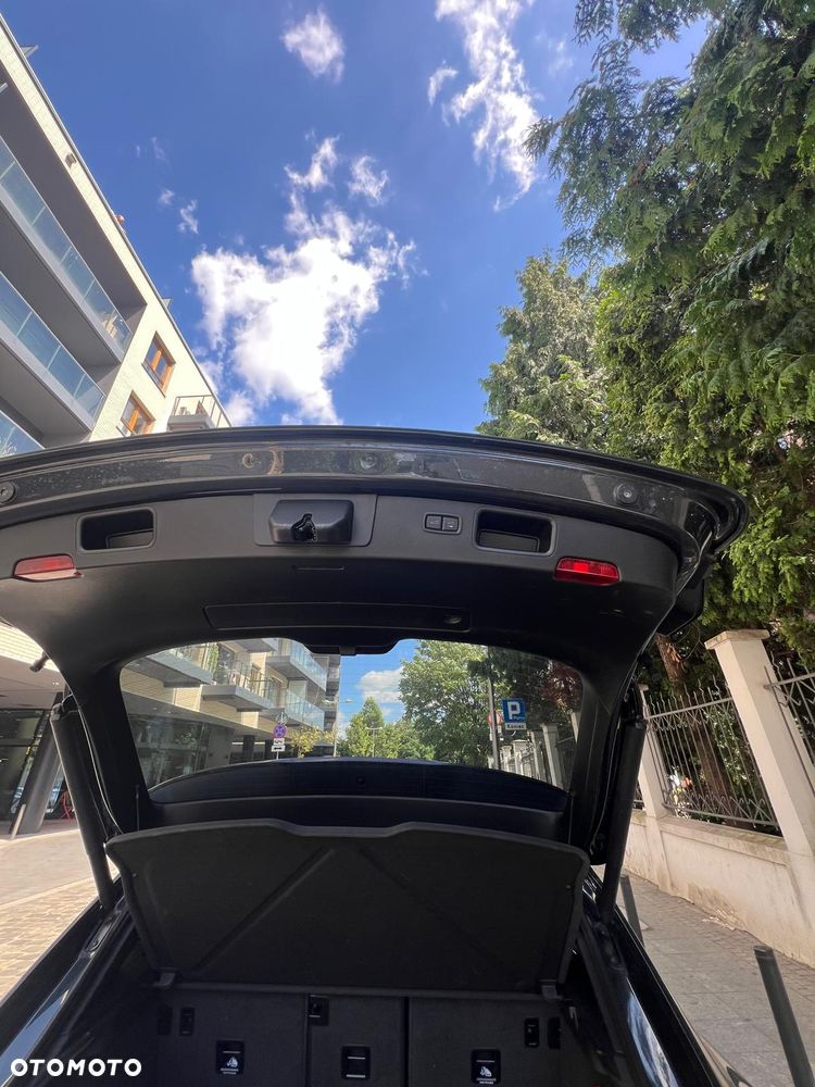 Porsche Macan - 25